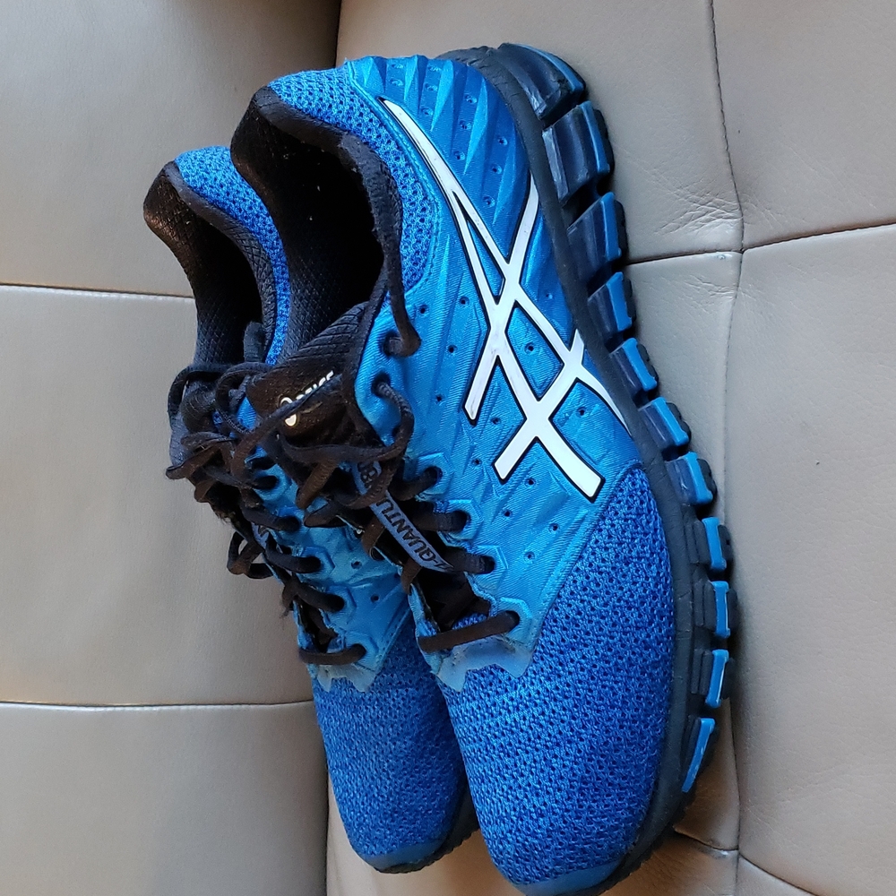 Asics men gel- quantum 180 sneakers size 8( EU 41.5),  blue color, excel…